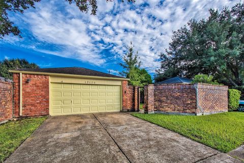 Photo of 13126 Lima Drive, Houston, TX 77099 (MLS # 9617466)