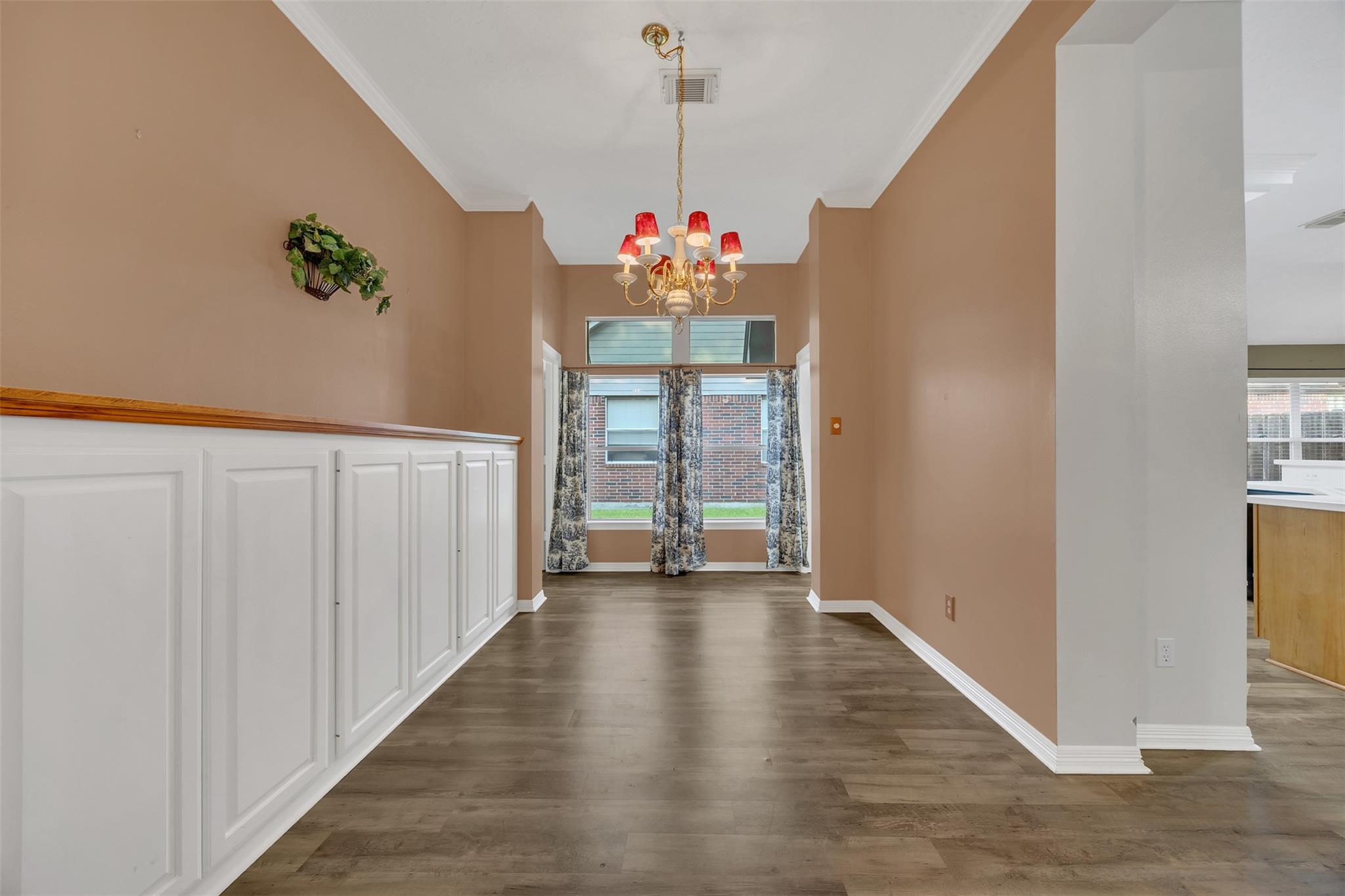 20418 Scenic Woods Drive