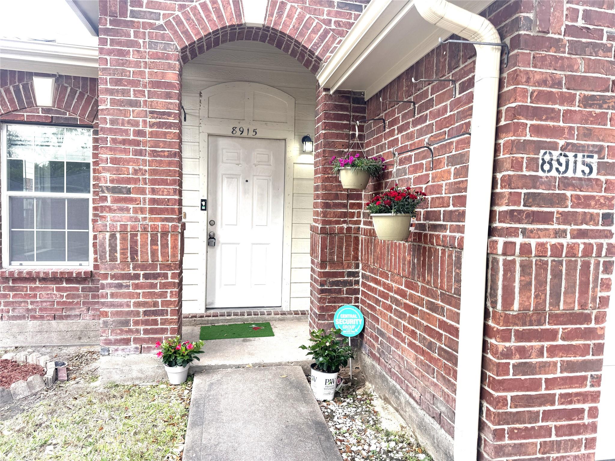 8915 Canton Park Lane