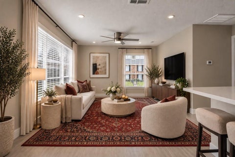 Photo of 2121 Fountain View Drive #4, Houston, TX 77057 (MLS # 64810084)