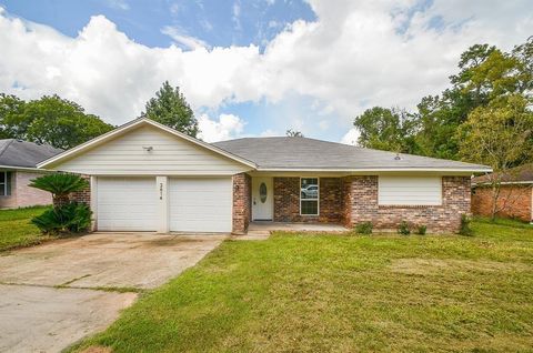 Photo of 3614 Kentwood Drive, Spring, TX 77380 (MLS # 39378013)