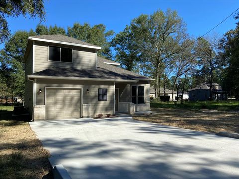Photo of 15860 Pecan Drive, Montgomery, TX 77356 (MLS # 11687556)