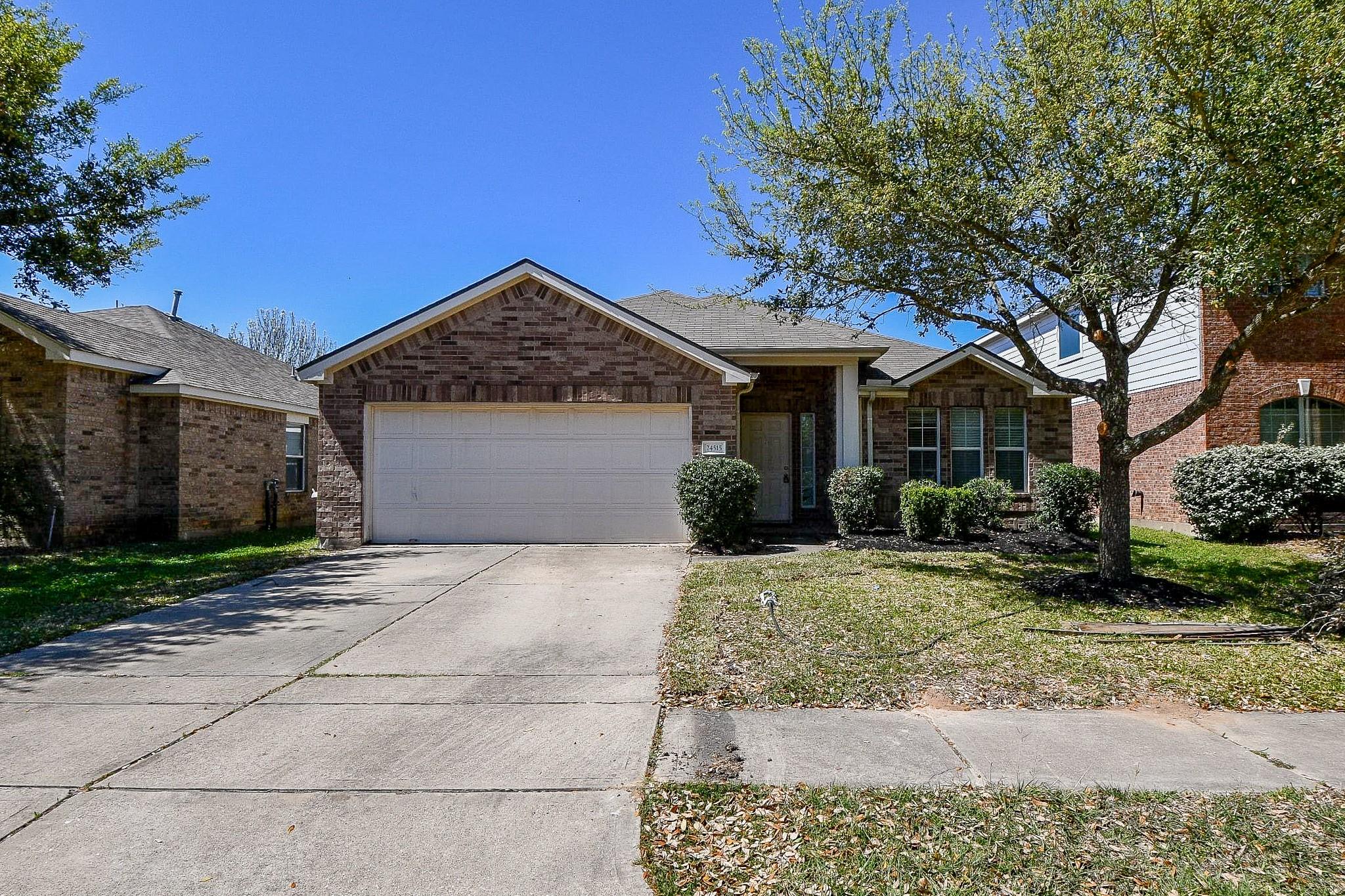 24515 Colonial Birch Lane