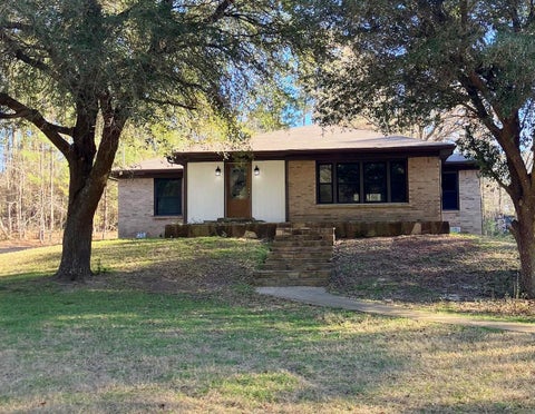 Homes For Sale - 92 Summer Place<br/> Walker County, Huntsville, TX 77340