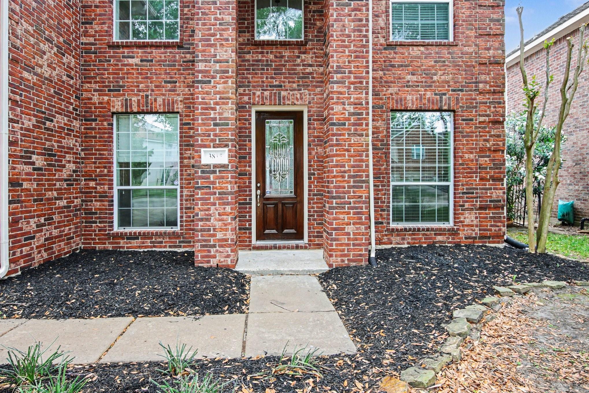 3815 Golden Shores Drive