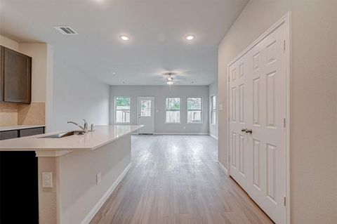 Tiny photo for 9020 Madera Road, Houston, TX 77078 (MLS # 42279213)