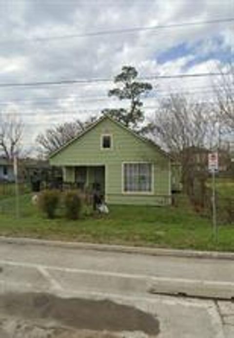 4913 Elysian Street Houston TX 77009