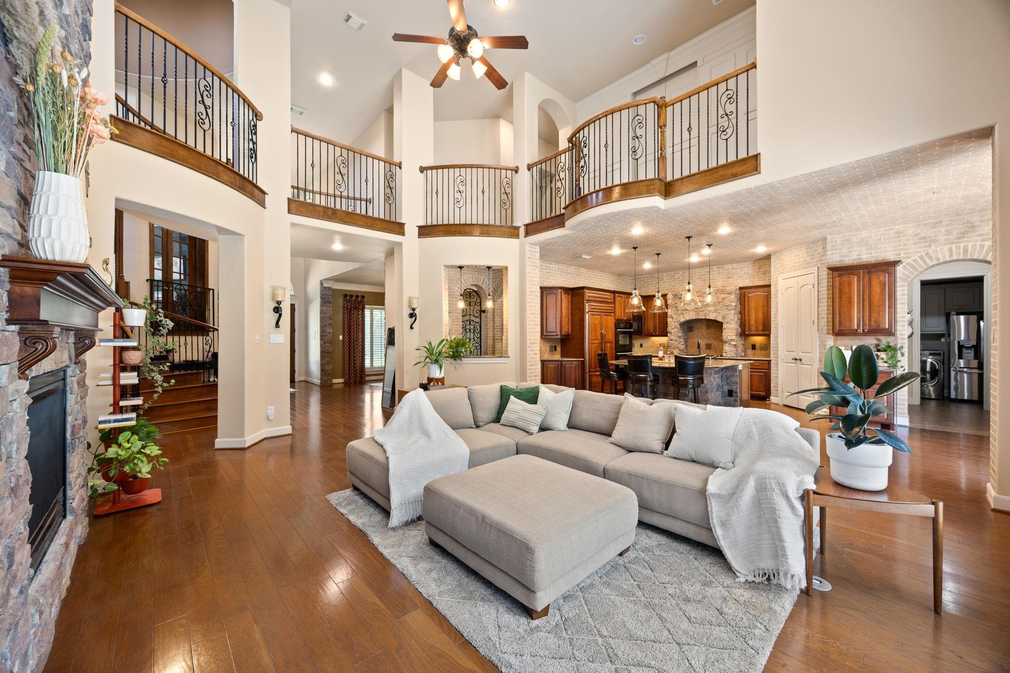 5906 Dillon Creek Lane