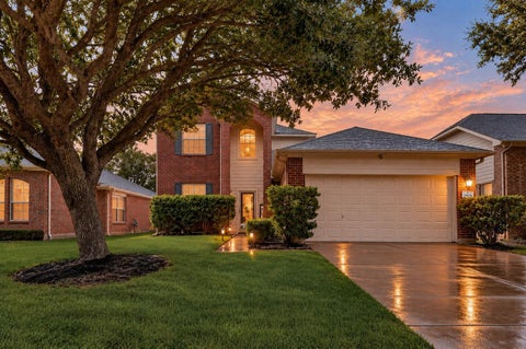 Photo of 2803 Lakecrest Forest Drive, Katy, TX 77493 (MLS # 27957495)