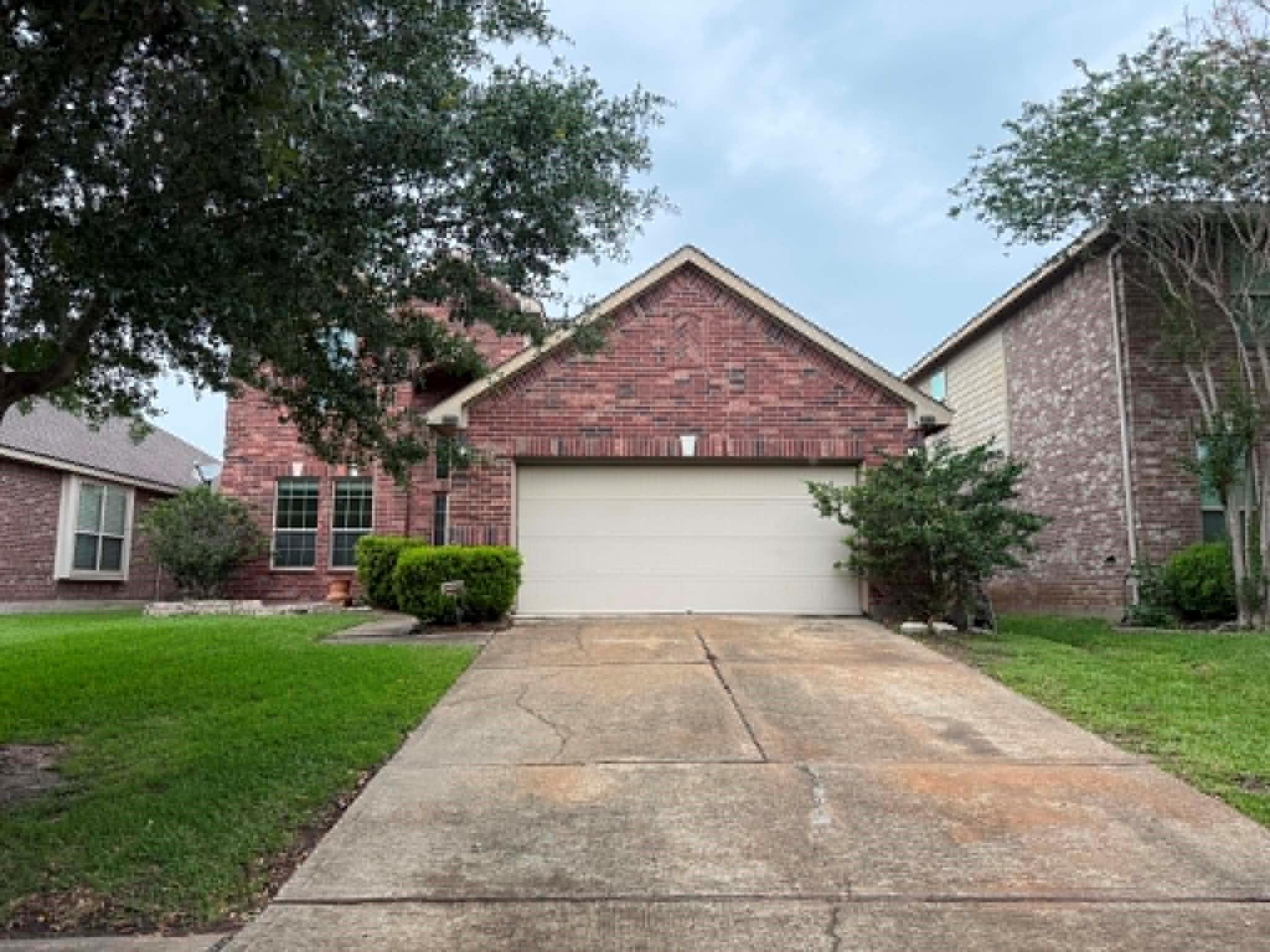 19806 Amber Village Lane