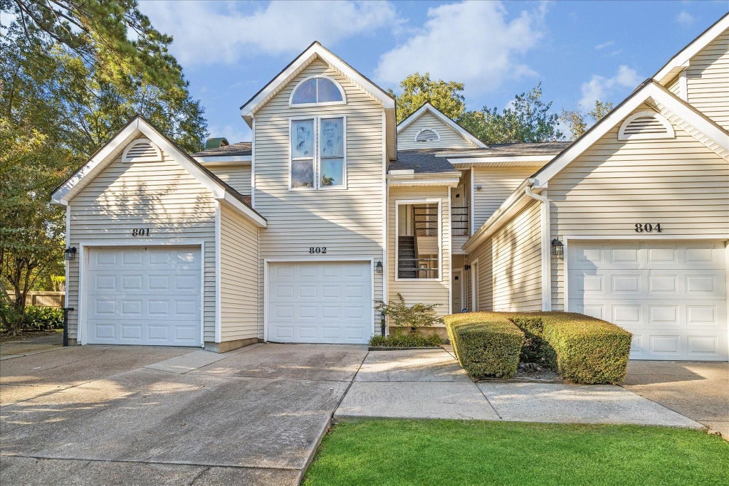 Photo of 3317 Golden Trails Drive #802, Kingwood, TX 77345 (MLS # 30935592)