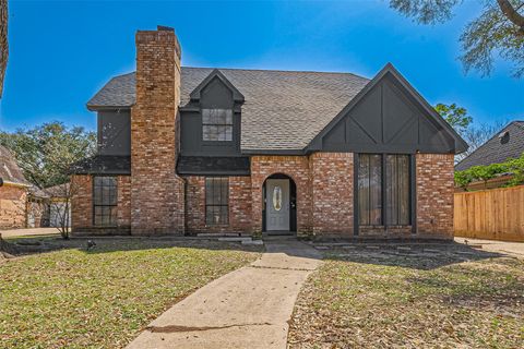 Photo of 15211 Camino Del Sol Drive, Houston, TX 77083 (MLS # 4425153)