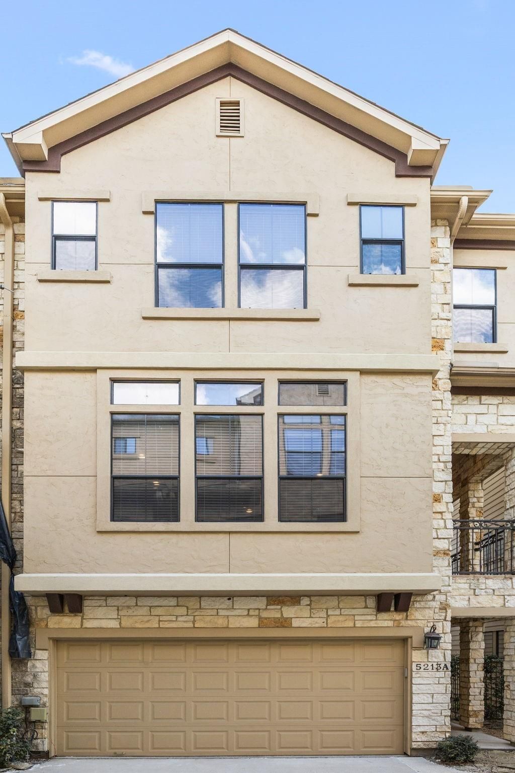 Photo of 5213 Eigel Street #A, Houston, TX 77007 (MLS # 27271519)