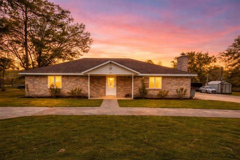 Homes For Sale - 6814 Avenue O<br/> Santa Fe, TX 77510