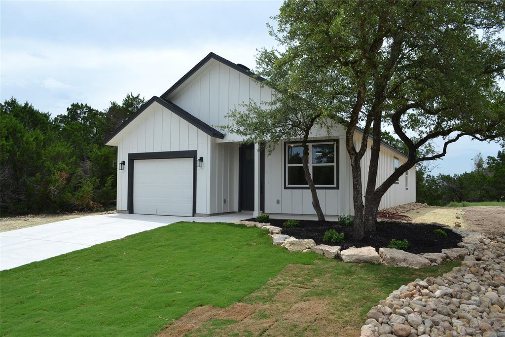 Photo of 729 Canyon Bend, Canyon Lake, TX 78133 (MLS # 10777759)