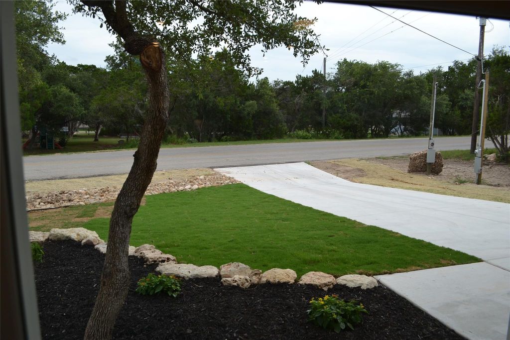 Photo of 729 Canyon Bend, Canyon Lake, TX 78133 (MLS # 10777759)