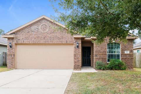 Photo of 2003 Lost Pine Court, Conroe, TX 77304 (MLS # 27383207)