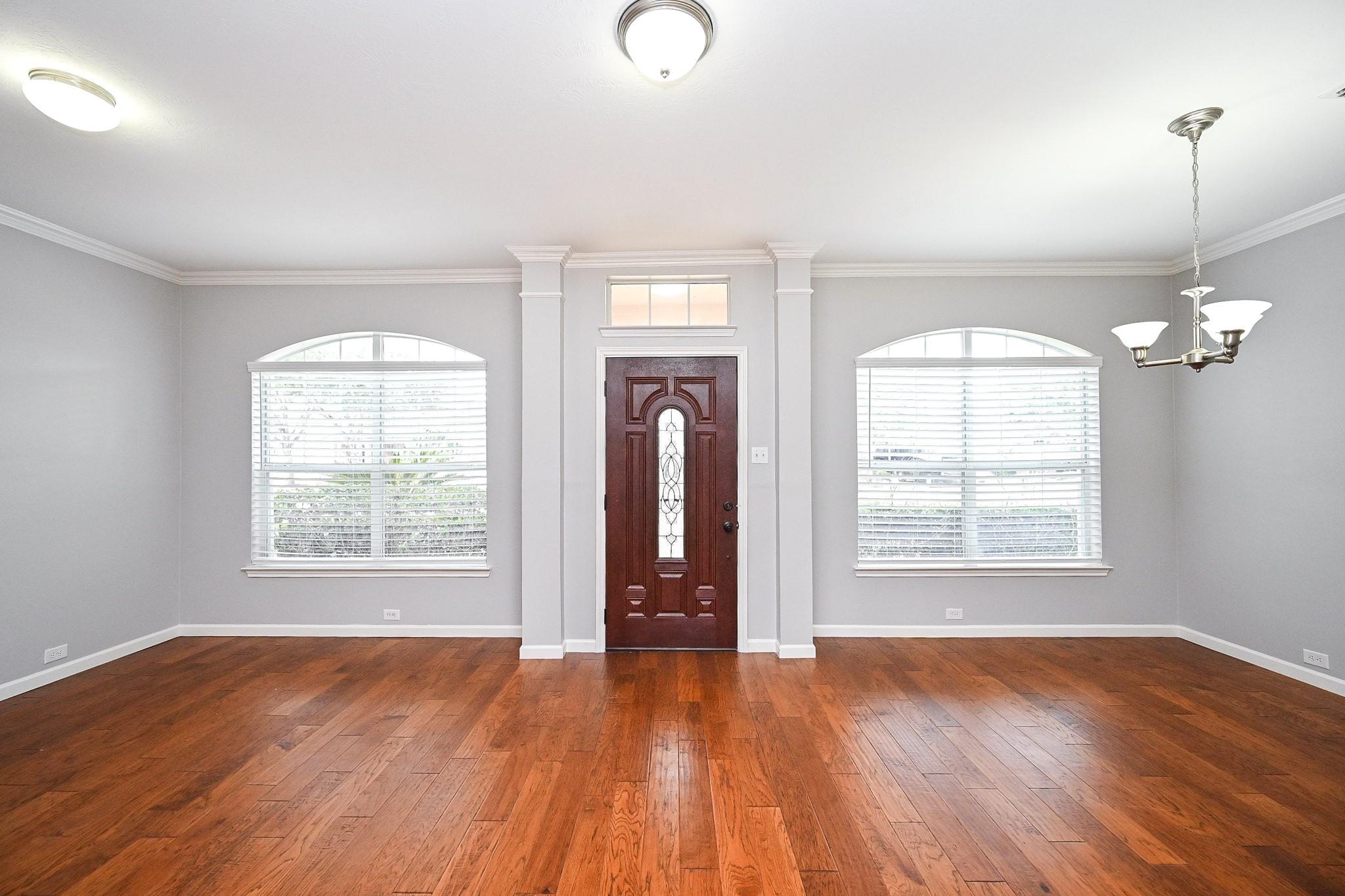 7427 Chathan Glen Ln