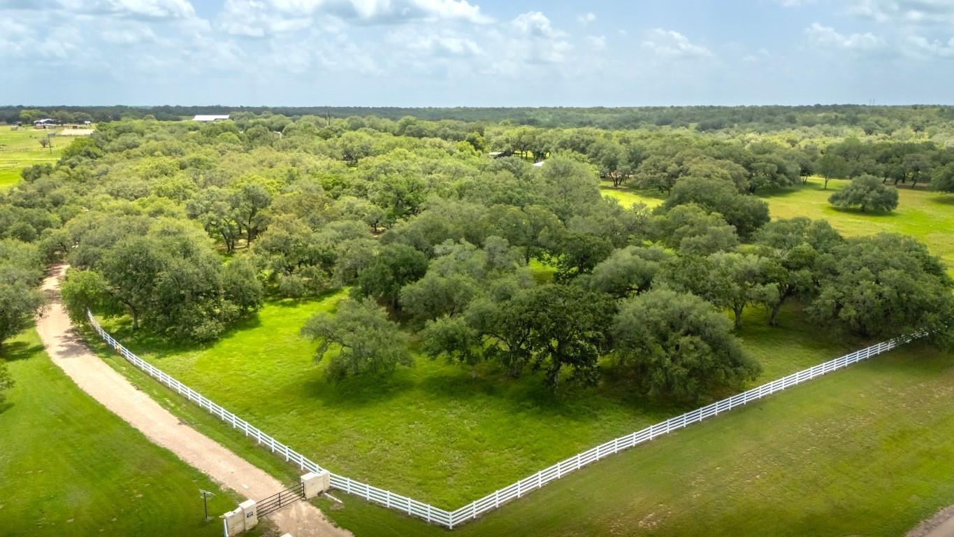 7209 Us Highway 87 S