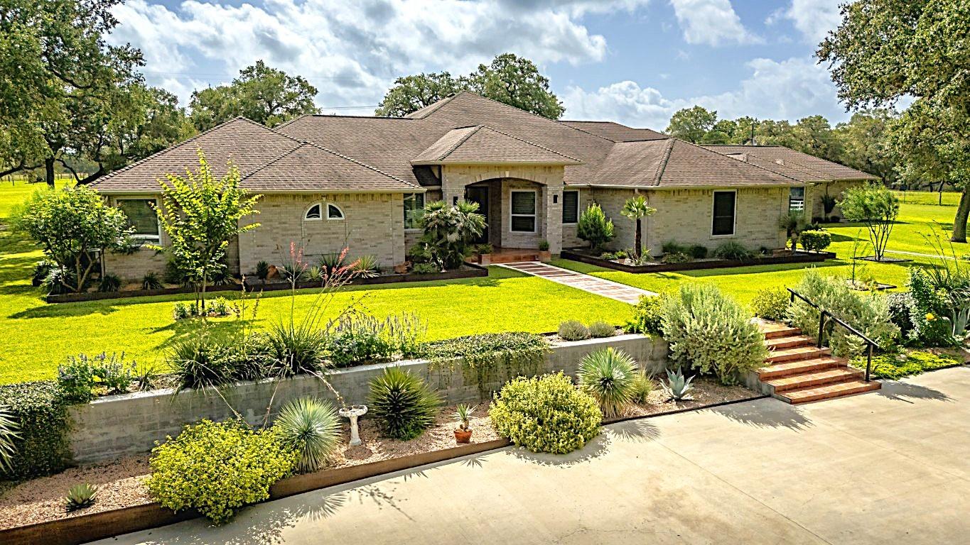 7209 Us Highway 87 S