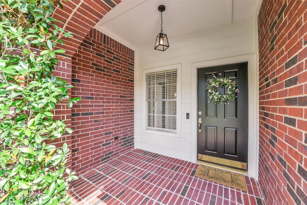 Photo of 3810 Apple Hollow Lane, Humble, TX 77396 (MLS # 70799197)