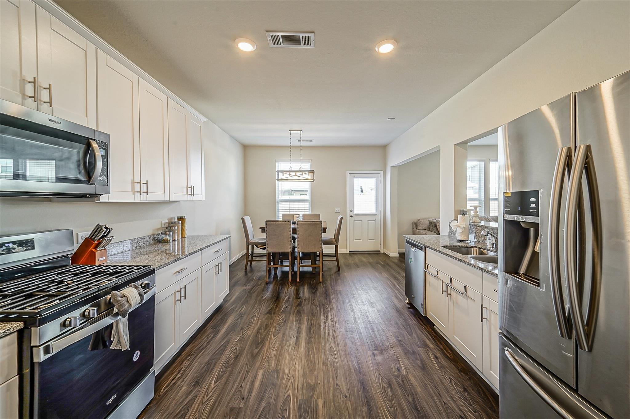 6422 Franklin View Lane