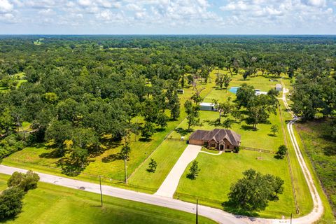 Vacant Land For Sale - 5745 County Road 823<br/> West Columbia, TX 77486
