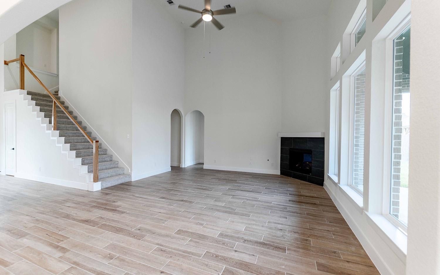 707 Western Holly