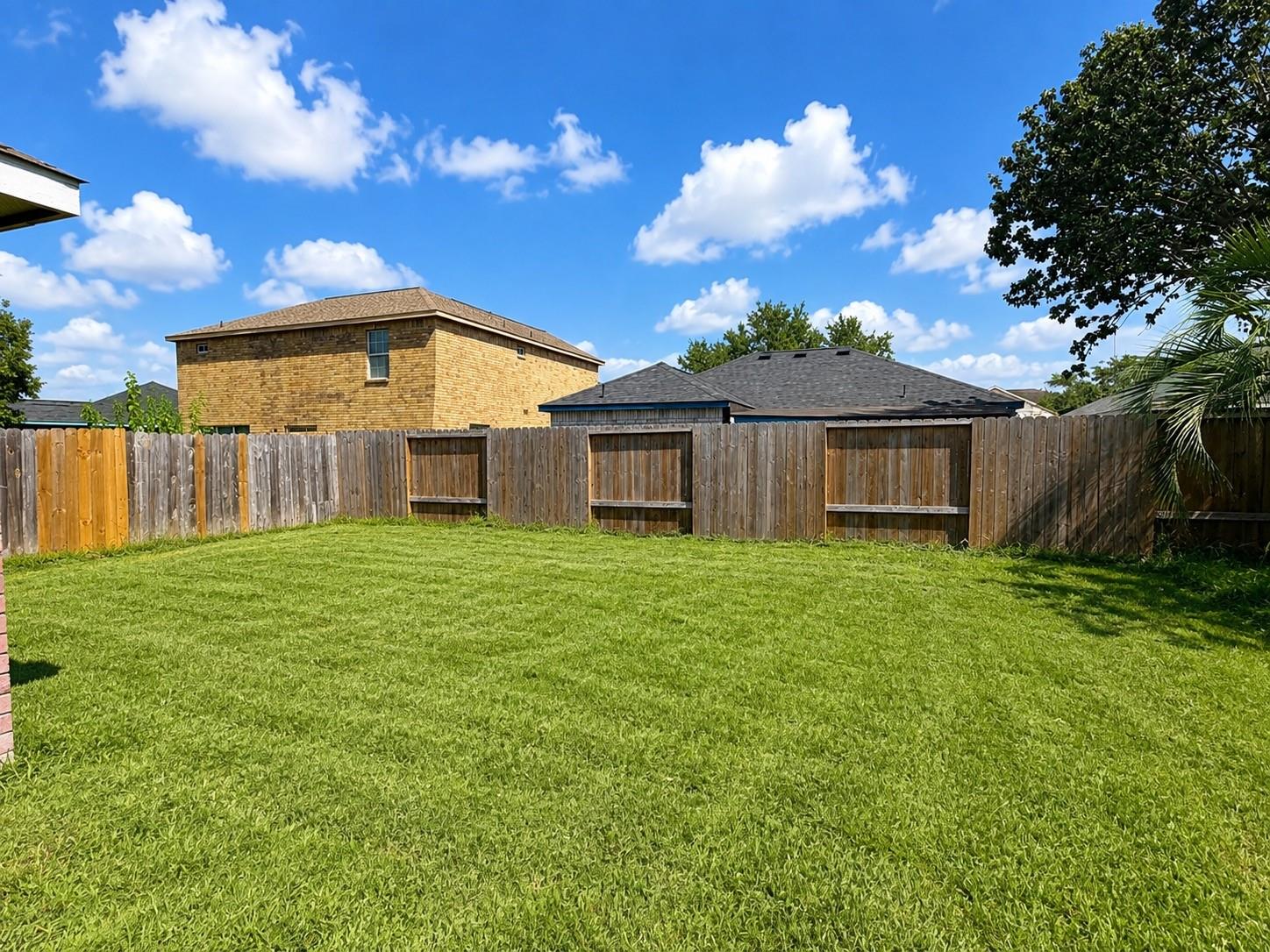 12607 Rio Bravo St