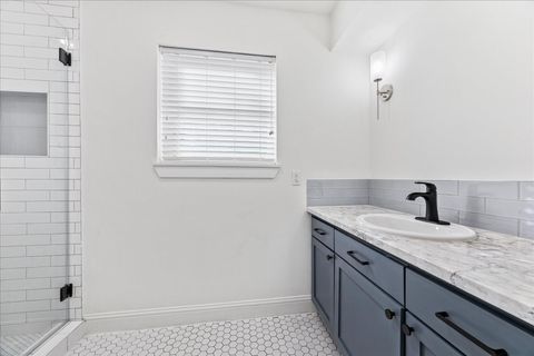 Tiny photo for 5706 Capello Drive, Houston, TX 77035 (MLS # 53937579)