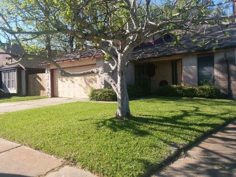 Photo of 7902 Arbor Glen Road, Houston, TX 77071 (MLS # 74981482)