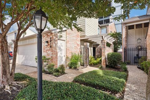 Photo of 5818 Valley Forge Drive, Houston, TX 77057 (MLS # 53592649)