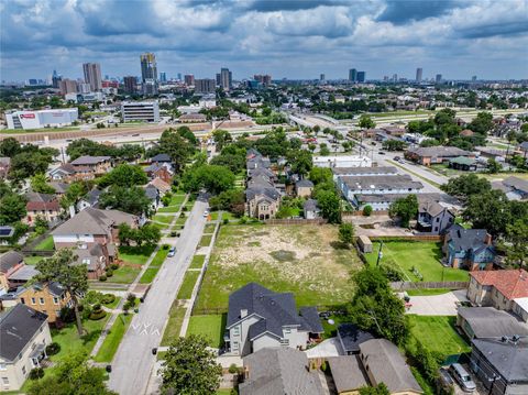 2427 Oakdale Street Houston TX 77004