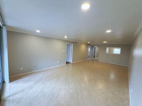 Photo of 2210 Dorrington Street #30, Houston, TX 77030 (MLS # 20880019)