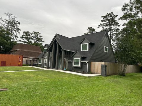 Photo of 17922 Rolling Creek Drive, Houston, TX 77090 (MLS # 13689389)