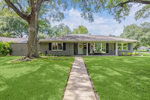 5702 Capello Drive Houston TX 77035