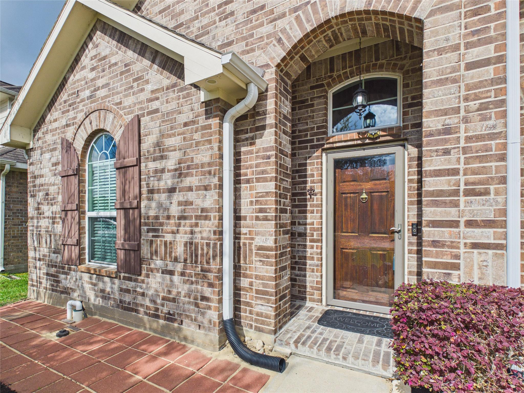 401 W Bend Drive