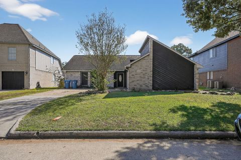 Photo of 19110 Baton Pass, Humble, TX 77346 (MLS # 68691365)