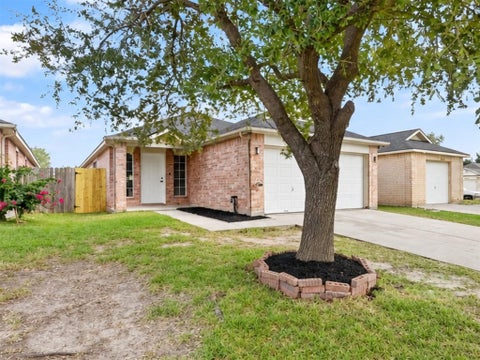 Photo of 18710 Reynolds Park Drive, Katy, TX 77449 (MLS # 33687866)