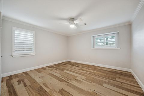 Tiny photo for 10422 Raritan Drive, Houston, TX 77043 (MLS # 31561607)