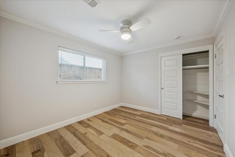 Tiny photo for 10422 Raritan Drive, Houston, TX 77043 (MLS # 31561607)