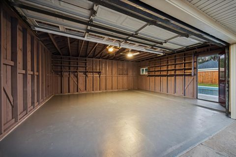 Tiny photo for 10422 Raritan Drive, Houston, TX 77043 (MLS # 31561607)