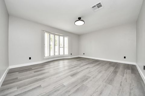 Tiny photo for 7822 Maple Tree Drive, Houston, TX 77088 (MLS # 17095730)