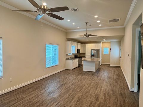 Photo of 3807 Fox Street, Houston, TX 77003 (MLS # 69888444)