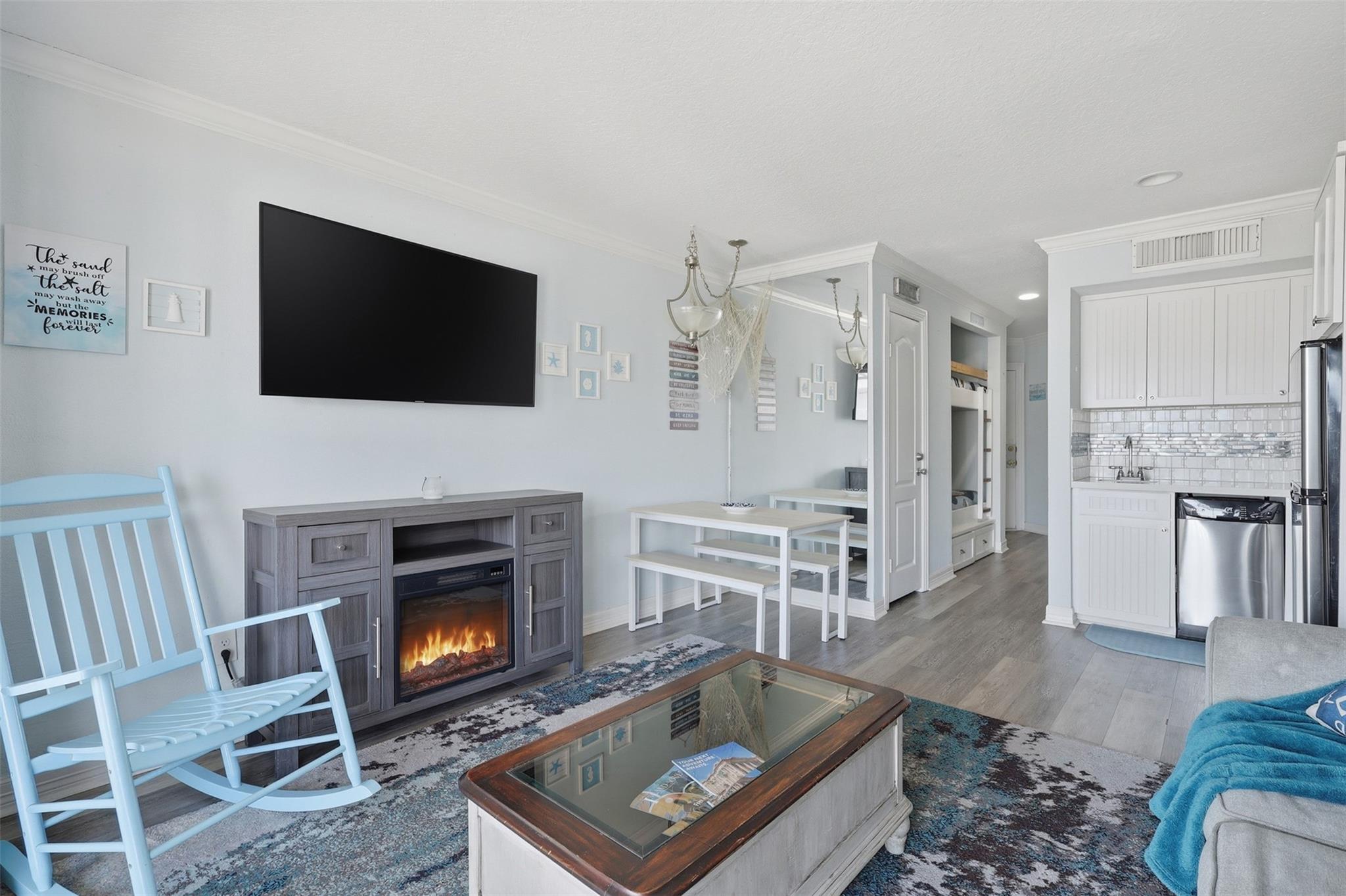 6300 Seawall Boulevard 3320