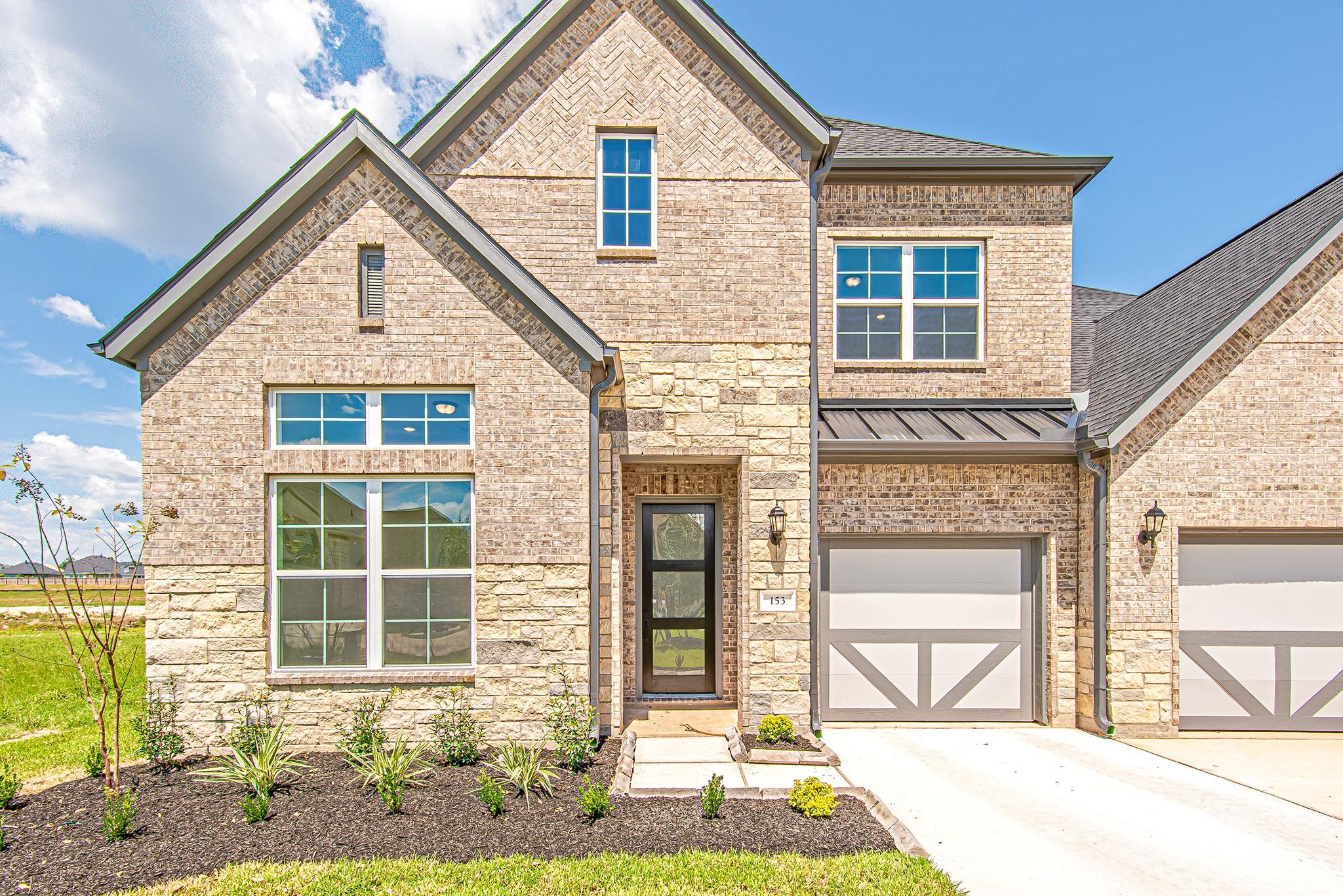 153 Peninsula Point Drive