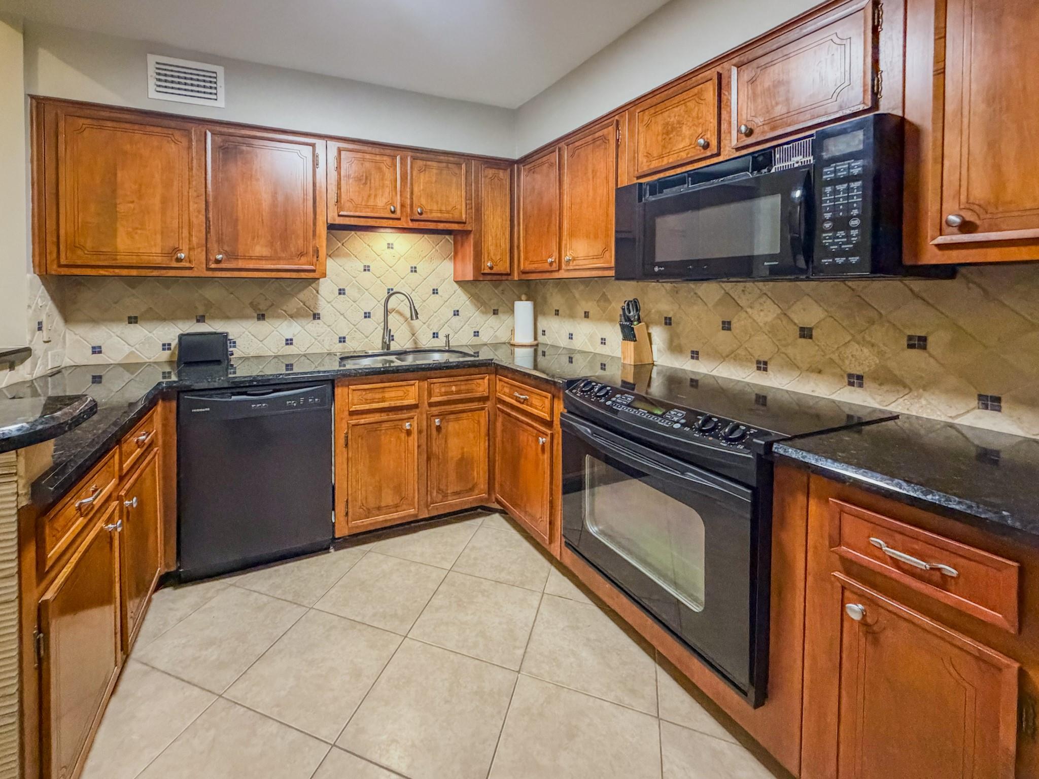 2574 Marilee Lane 23
