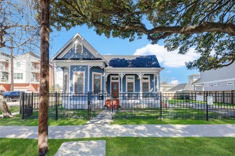 Photo of 1318 Bingham Street, Houston, TX 77007 (MLS # 8589731)