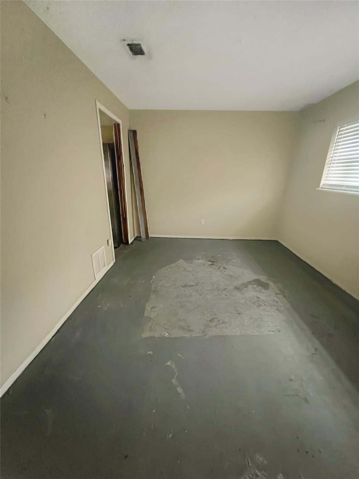 5410 Bungalow Lane
