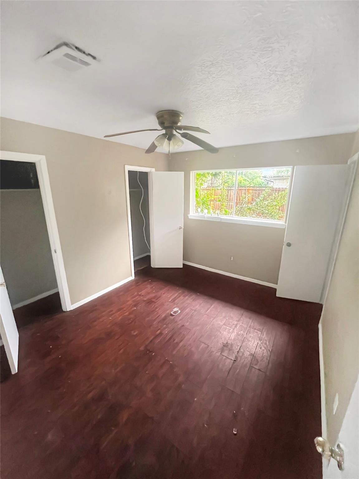 5410 Bungalow Lane